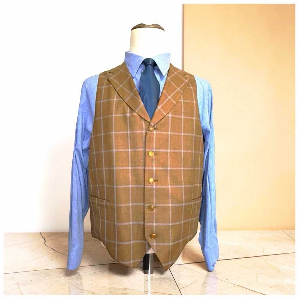 Tom James Custom 3-Piece Suit | Windowpane | Gold Buttons | Classic Tailored
